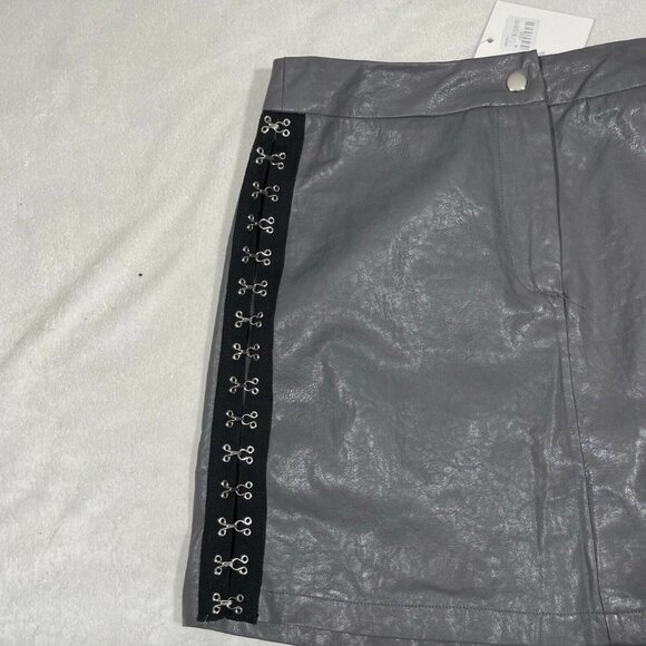 NWT $128 LF Seek Label Faux Leather Hook & Eye Side Skirt Grey [ Medium ]‎ #3920 - Picture 8 of 12